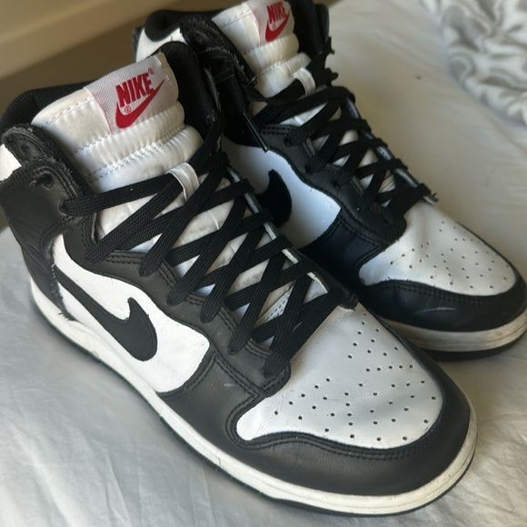 Nike Dunks - Picture 6 of 6